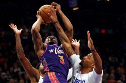 洛杉矶快船签下比尔：暗中押注伦纳德健康