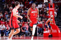 休斯頓(dùn)火箭放弃匹配，马里中(zhōng)锋将加入(rù)亚特兰大老鹰？