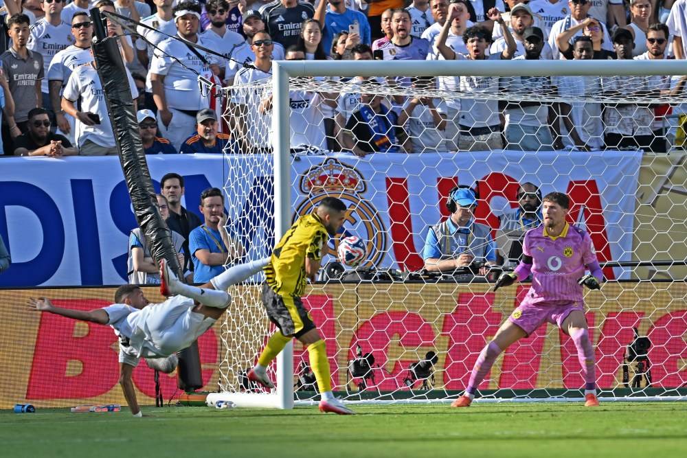 世俱杯:皇家马德里晋级四强