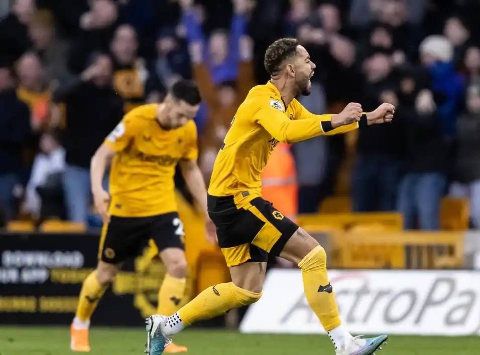 英格兰联赛杯-狼队VS西汉姆联：狼首尾难顾，锤孤注一掷