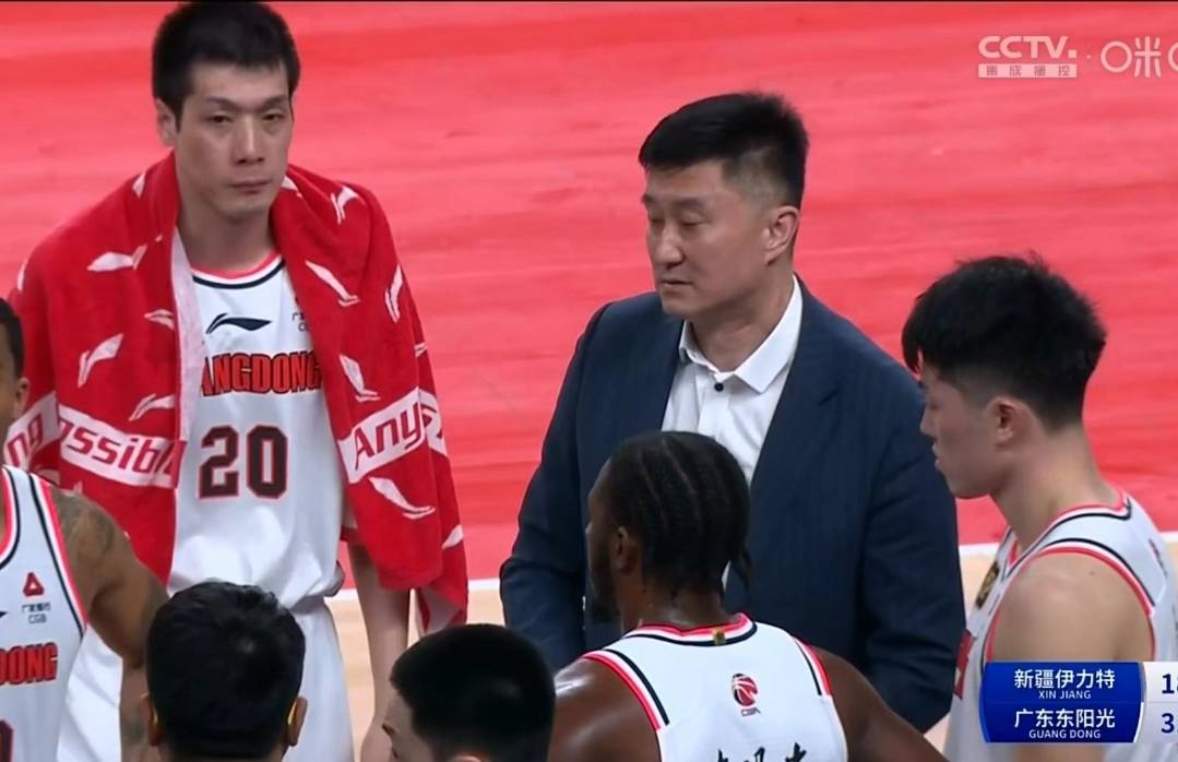 CBA最新消息!李晓旭成为助教,广东追逐萨姆纳,曾凡博将和篮网会合