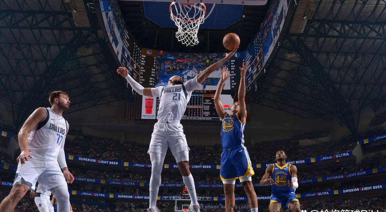 达拉斯独行侠内线核心加福德荣登“铁闸”