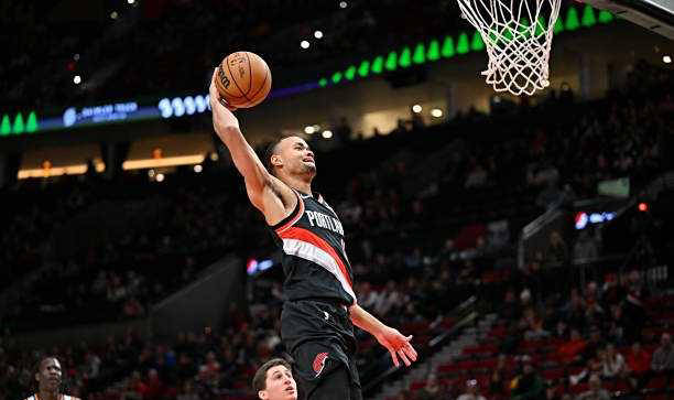 新奥尔良鹈鹕超额使用双向合同名额?