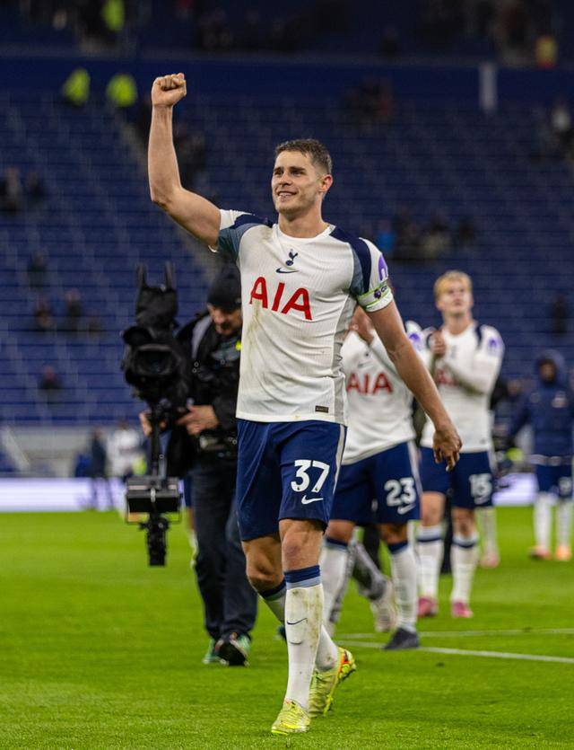 英超|热刺胜埃弗顿