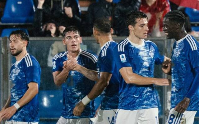 意甲:都灵vs科莫,谁能延续强势状态?