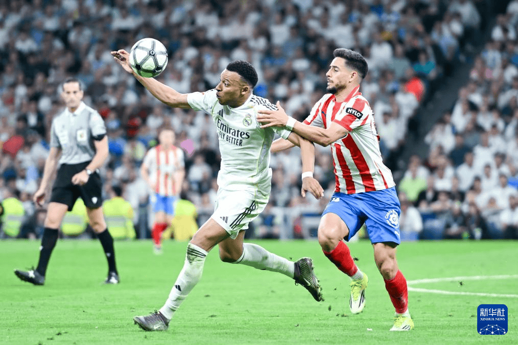 西甲：皇马平赫罗纳