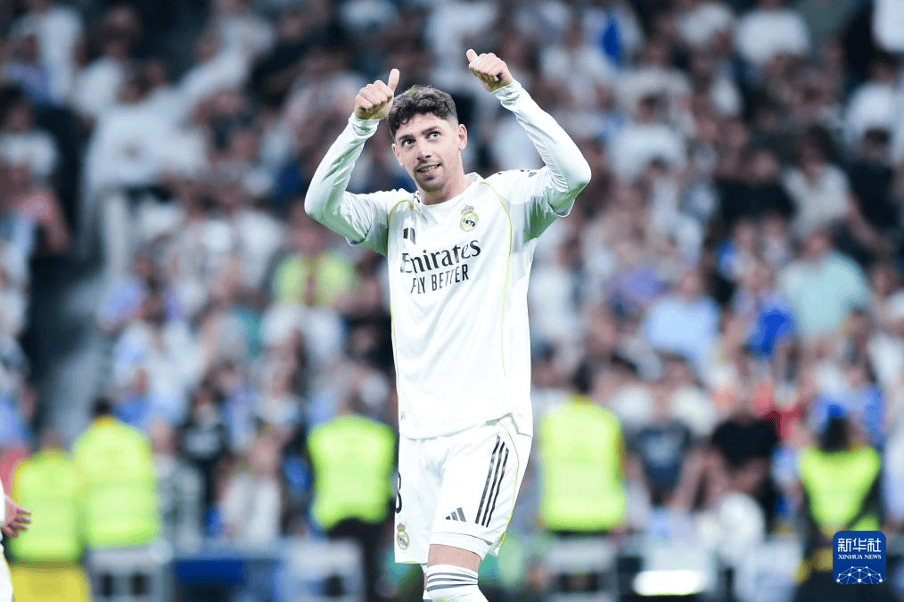 西甲：皇马平赫罗纳